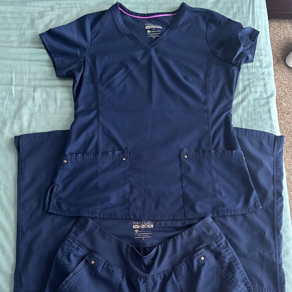 Healing Hands Navy Blue Scrubs Set Women's size medium/small